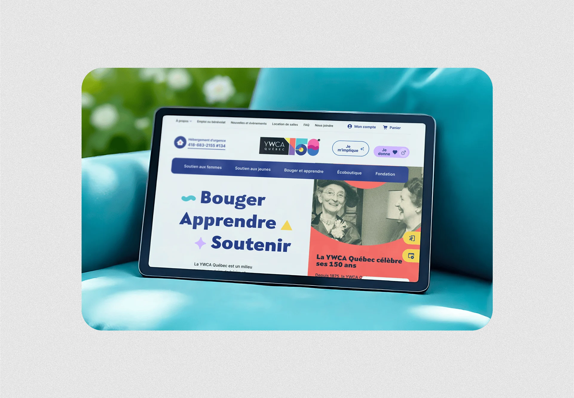 Tablette qui affiche le site de la YWCA Québec